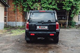 Jeep Commander