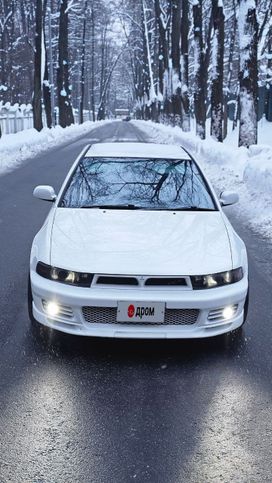 Mitsubishi Galant