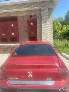 Peugeot 407