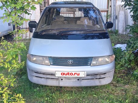 Toyota Estima Lucida