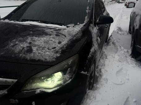 Opel Astra J