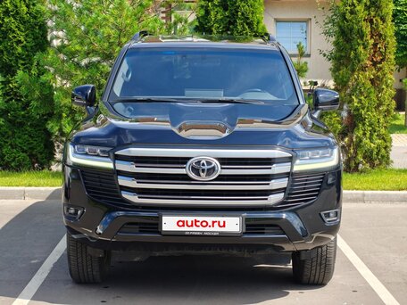 Toyota Land Cruiser 300 Series