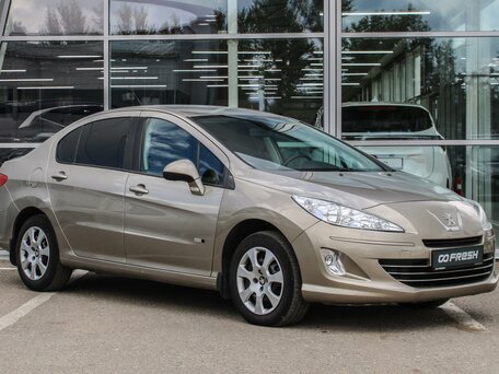 Peugeot 408