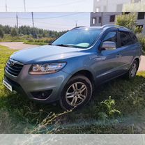 Hyundai Santa