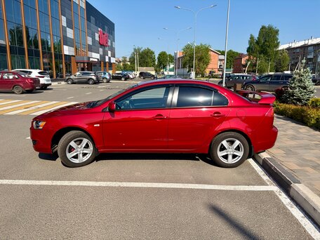 Mitsubishi Lancer