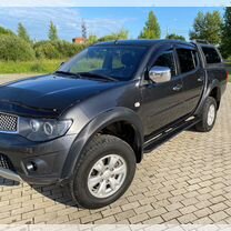 Mitsubishi L200