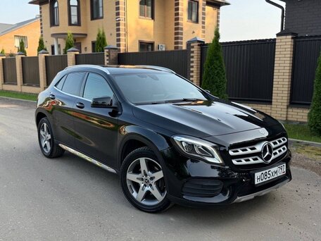 Mercedes-Benz GLA 250