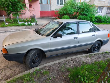 Audi 80