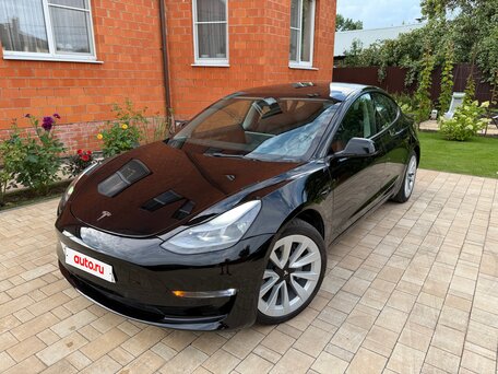 Tesla Model 3 Long Range