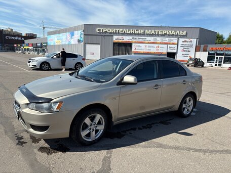 Mitsubishi Lancer