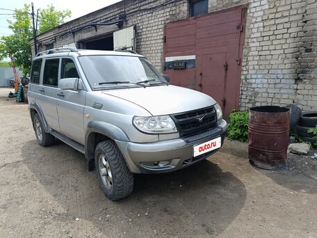 UAZ УАЗ Патриот