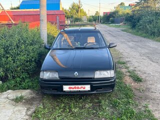 Renault 19