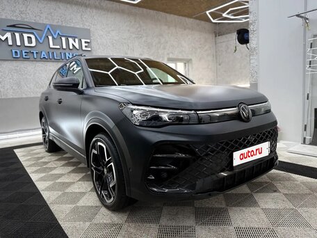 Volkswagen Tiguan L Pro