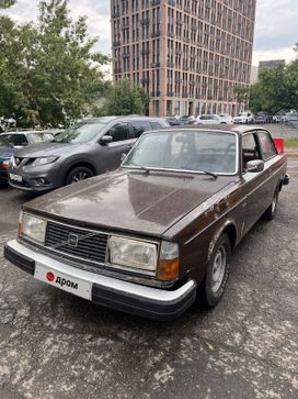 Volvo 240
