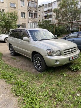 Toyota Kluger V