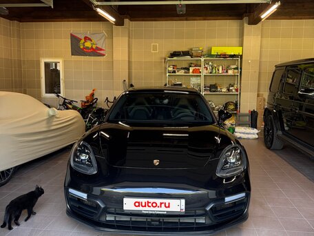 Porsche Panamera GTS Sport Turismo