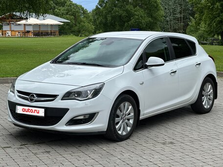 Opel Astra J