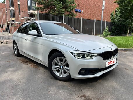 BMW 3 серии 318i