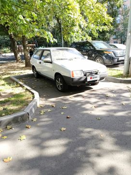 Lada 2108