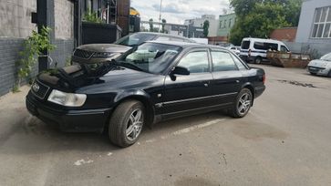 Audi 100