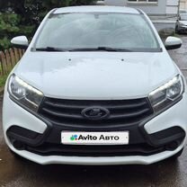 Lada XRAY