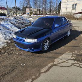Lada 2110