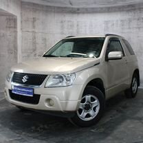 Suzuki Grand