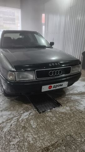 Audi 80