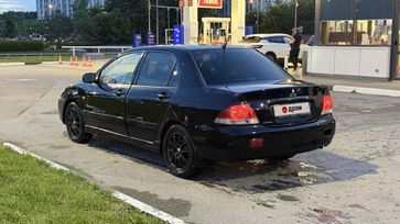 Mitsubishi Lancer