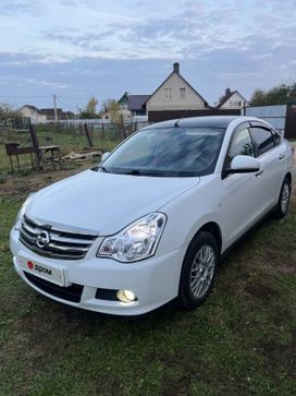 Nissan Almera