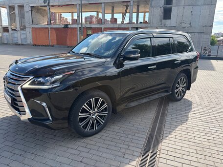 Lexus LX 570
