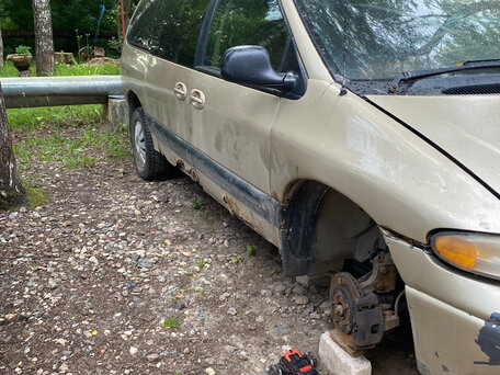 Dodge Caravan
