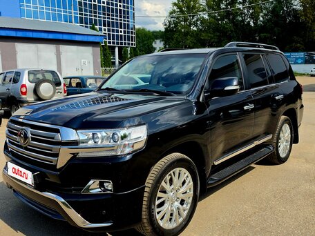 Toyota Land Cruiser 200 Series
