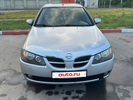 Nissan Almera