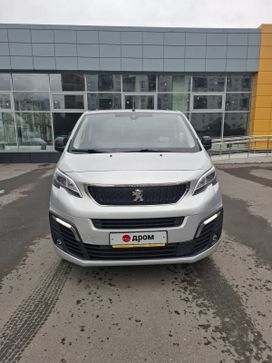 Peugeot Traveller