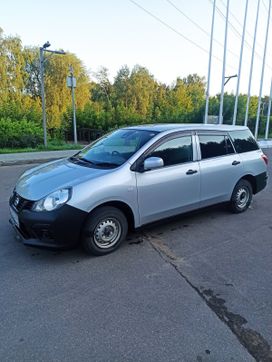 Nissan Adwagon