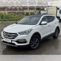 Hyundai Santa