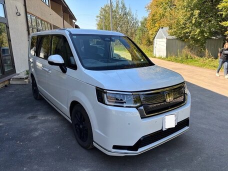 Honda Stepwgn Spada