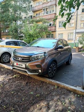 Lada Xray Cross
