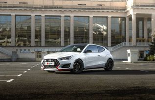 Hyundai Veloster