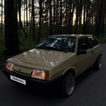 Lada 2108