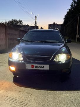 Kia Shuma