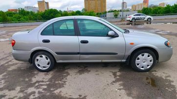 Nissan Almera