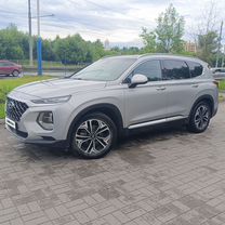 Hyundai Santa