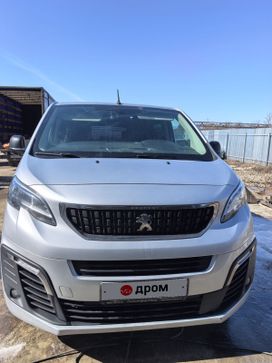 Peugeot Traveller