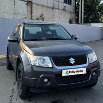 Suzuki Grand