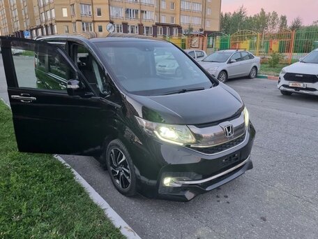 Honda Stepwgn Spada