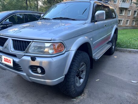 Mitsubishi Pajero Sport