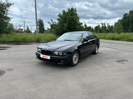 BMW 5 серии 523i
