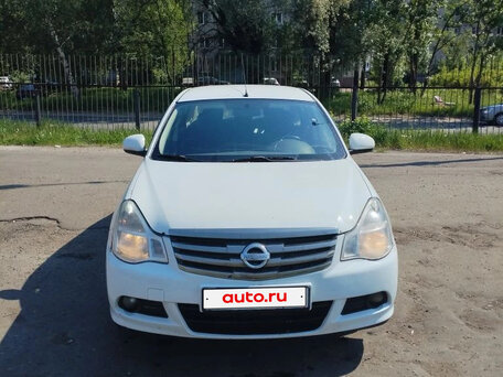 Nissan Almera